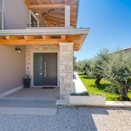 Flora Vabriga Tar-Vabriga