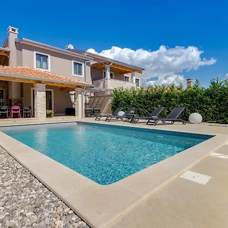 Вилла Flora Vabriga Тар