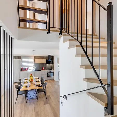 Flora Vabriga Вилла