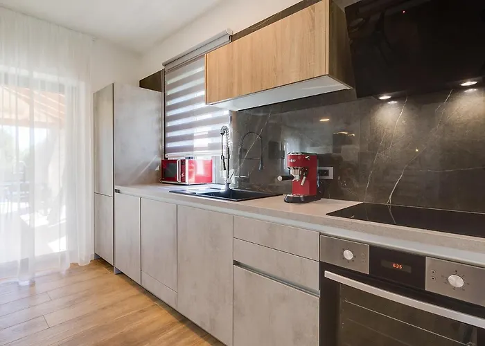 Flora Vabriga Vila Tar-Vabriga