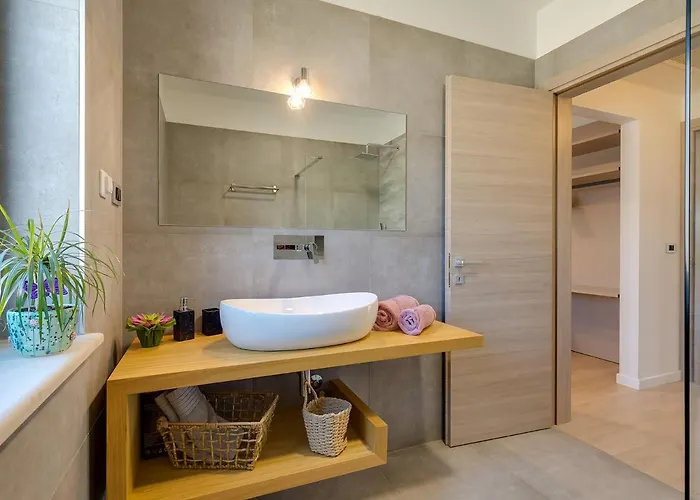 Flora Vabriga Tar-Vabriga